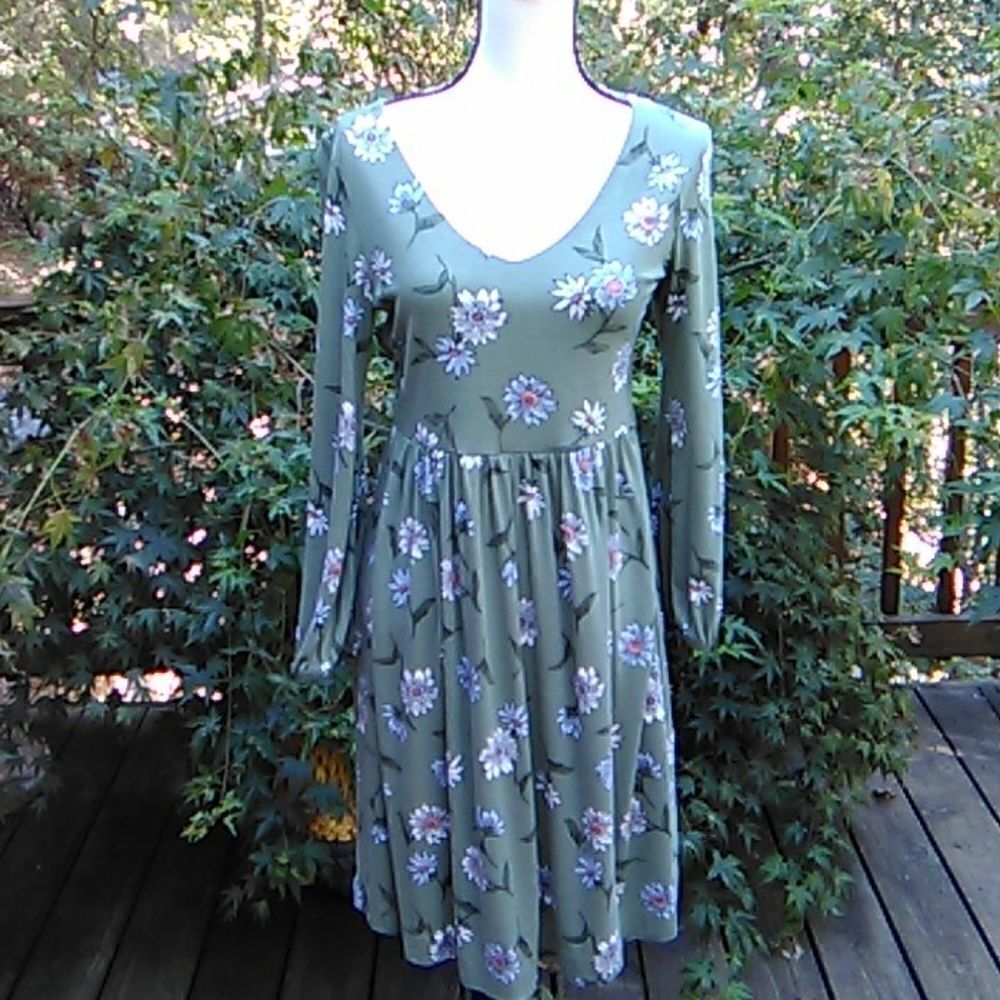 Old Navy Empire Waist Knit Dress